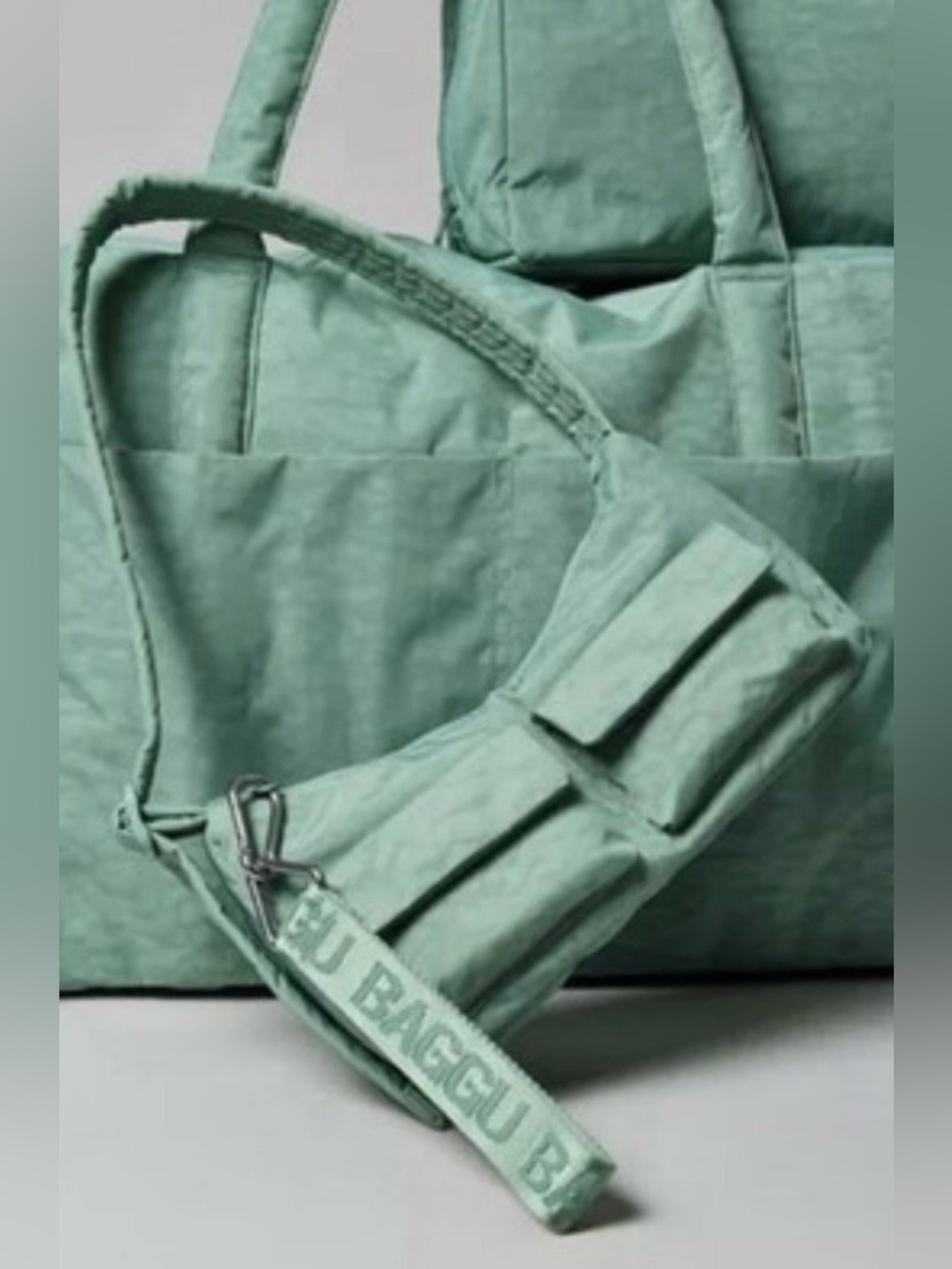 NWOT BAGGU Cargo Shoulder Bag in Seafoam Green